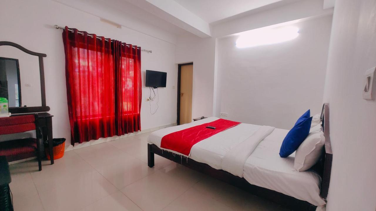 Lumino Karthika Hotel มุนนาร์ ภายนอก รูปภาพ